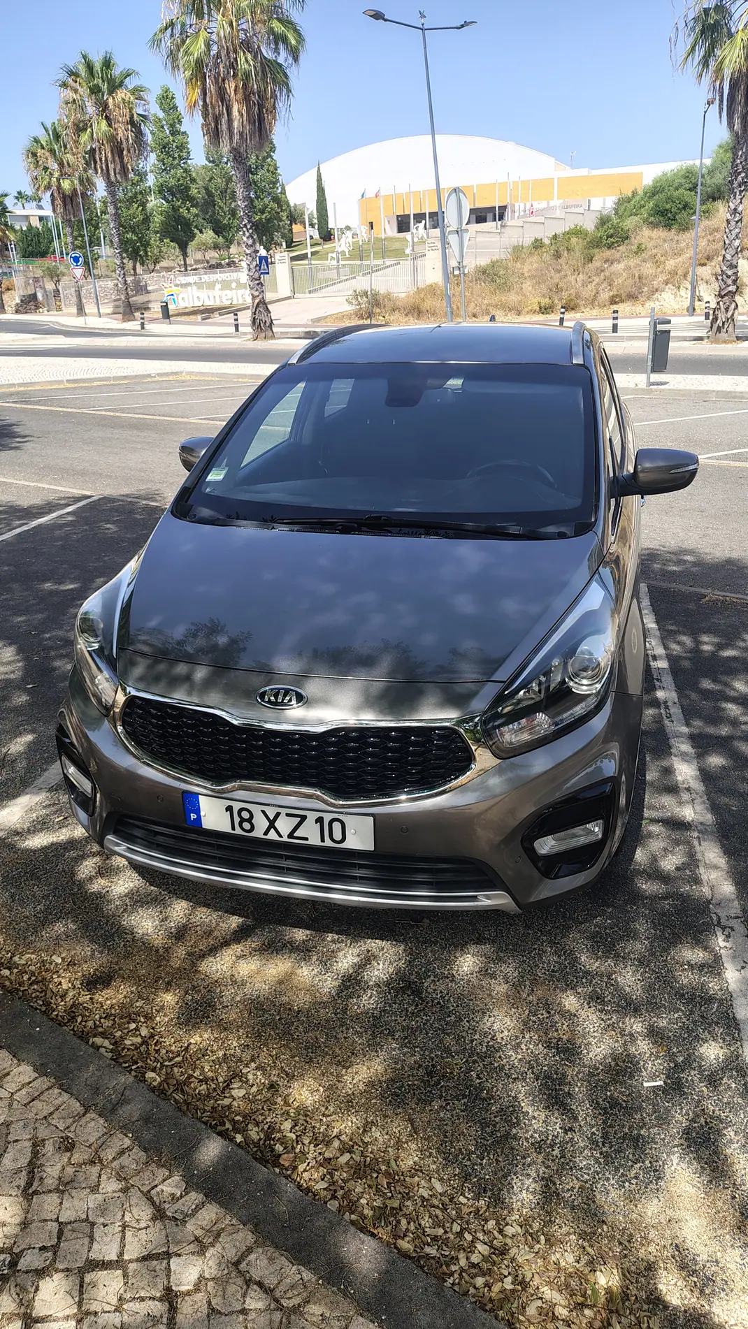 Kia Carens 2019 - 10000 EUR, 265000 km - AUTO.MOTO.pt - 265000km - foto 1 de 10