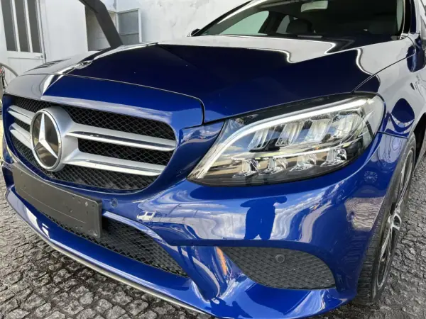 Mercedes-Benz C 300 2020 - 28499 EUR, 118000 km - AUTO.MOTO.pt - 118000km - foto 2 de 26
