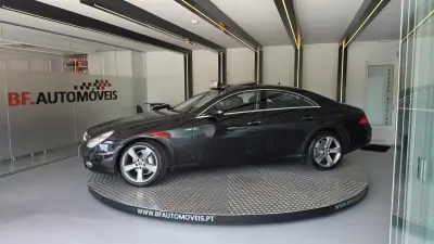 Mercedes-Benz CLS 320 2008 - 11900 EUR, 248910 km - 248910km - foto 14 de 64