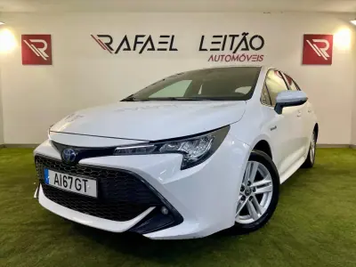Toyota Corolla 2021 - 19500 EUR, 128000 km - AUTO.MOTO.pt - 128000km - foto 2 de 33