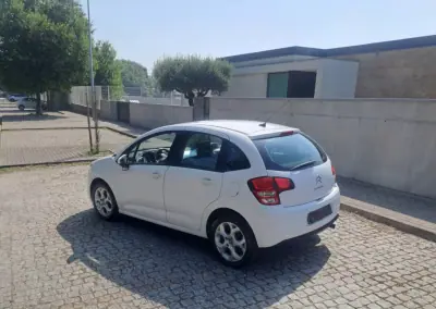 Citroën C3 2012 - 6500 EUR, 110000 km - AUTO.MOTO.pt - 110000km - foto 4 de 14