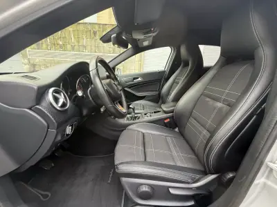 Mercedes-Benz A 180 2016 - 14950 EUR, 145000 km - 145000km - foto 10 de 15