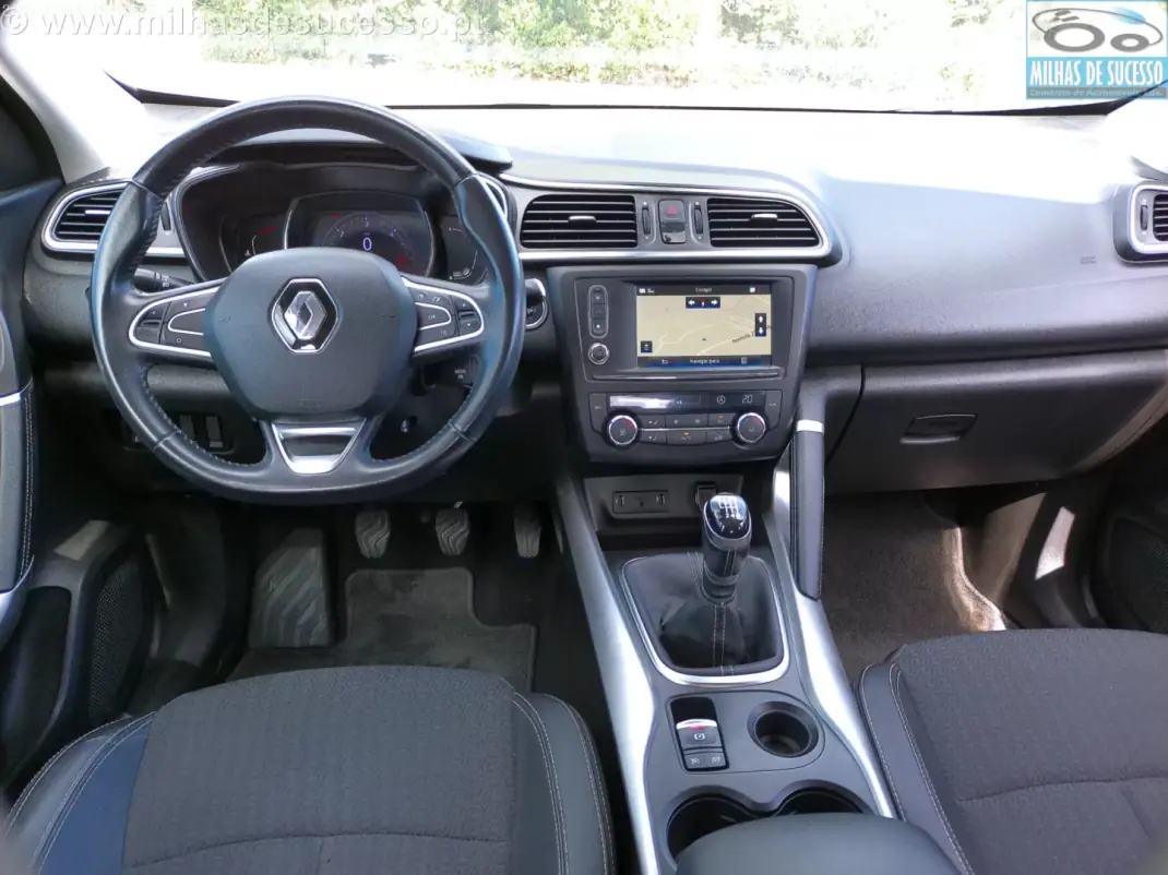 Renault Kadjar 2018 - 13850 EUR, 104000 km - 104000km - foto 11 de 19