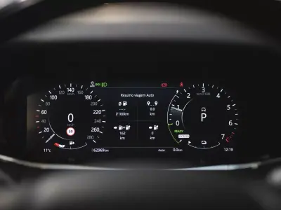 Land Rover Range Rover Evoque 2022 - 39990 EUR, 62000 km - AUTO.MOTO.pt - 62000km - foto 18 de 23