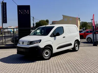 Peugeot Partner 2025 - 20500 EUR, 16000 km - foto 1 de 21