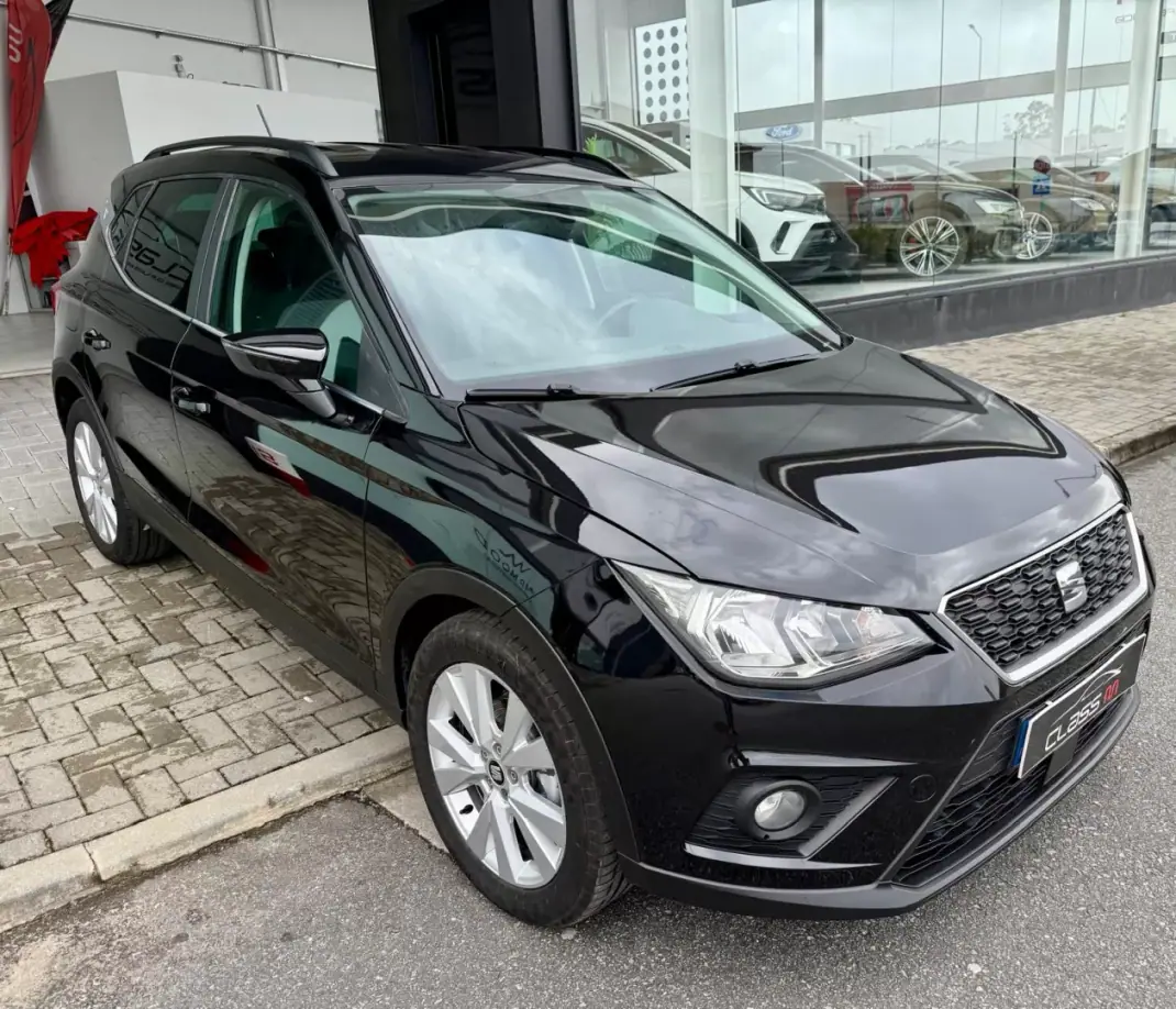 SEAT Arona 2017 - 13750 EUR, 116324 km - AUTO.MOTO.pt - 116324km - foto 6 de 17