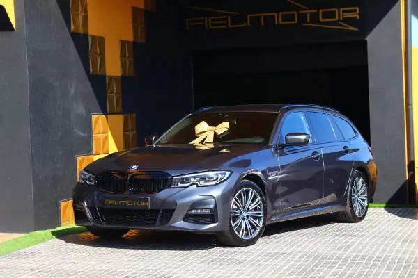 BMW 320 e Pack M Auto 2021 Híbrido Plug-In