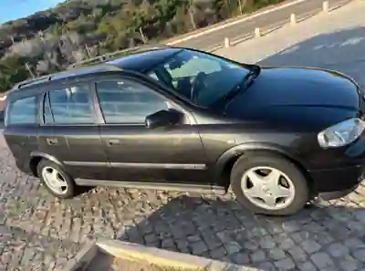 Opel Astra 2000 - 1350 EUR, 260000 km - foto 2 de 9