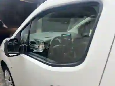 Citroën Berlingo 1.5 Bluehdi M 102cv 2020 - 11900 EUR, 155500 km - AUTO.MOTO.pt - 155500km - foto 4 de 15