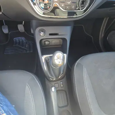 Renault Captur 2015 - 8950 EUR, 233891 km - 233891km - foto 10 de 14