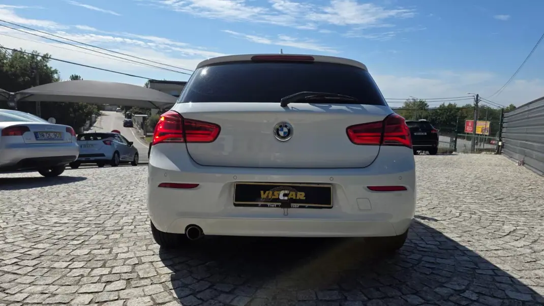 BMW 116 2017 - 15890 EUR, 152000 km - 152000km - foto 8 de 33