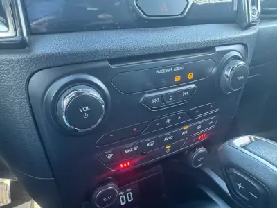 Ford Ranger 2021 - 36750 EUR, 145025 km - AUTO.MOTO.pt - 145025km - foto 16 de 18