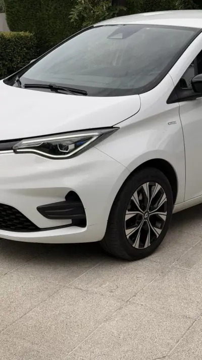 Renault Zoe 2022 - 17900 EUR, 148700 km - foto 3 de 12