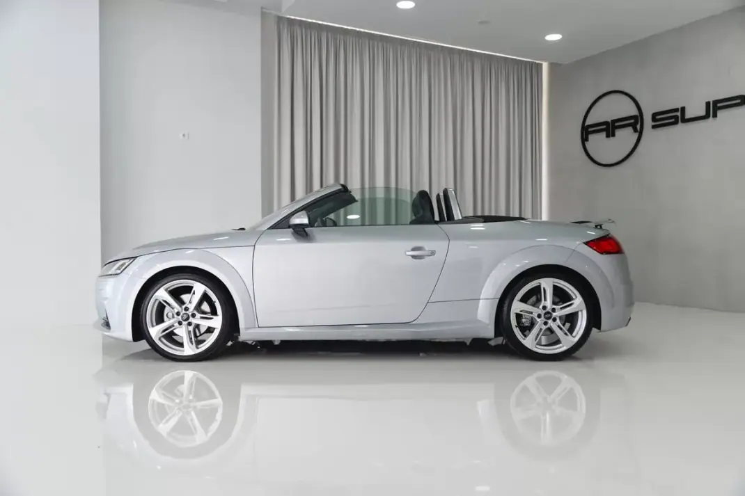 Audi TT Roadster 2015 - 33950 EUR, 151742 km - 151742km - foto 16 de 55