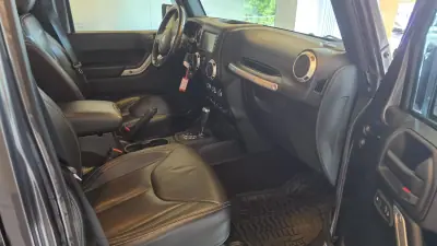 Jeep Wrangler Unlimited 2018 - 49500 EUR, 104894 km - AUTO.MOTO.pt - 104894km - foto 53 de 63