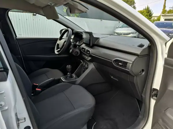 Dacia Sandero 1.0 SCe Essential 2024 Petrol