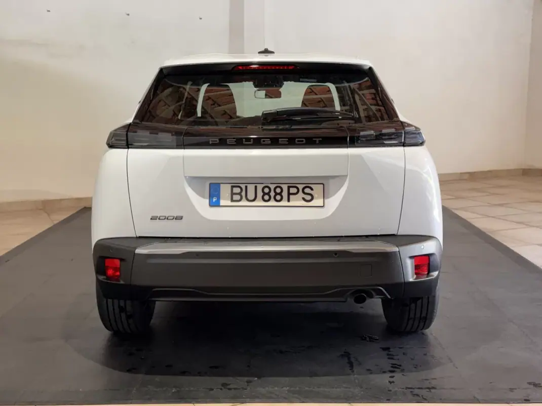 Peugeot 2008 2025 - 20500 EUR, 22534 km - AUTO.MOTO.pt - 22534km - foto 6 de 22
