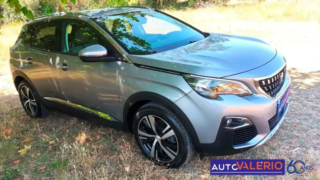 Peugeot 3008 2019 - 20950 EUR, 75140 km - 75140km - foto 6 de 39