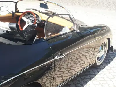 Porsche 356 1969 - 43900 EUR, 15000 km - AUTO.MOTO.pt - 15000km - foto 15 de 18