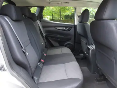 Nissan Qashqai 2017 - 13490 EUR, 177000 km - 177000km - foto 33 de 42