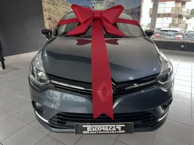 Renault Clio 2019 - 10800 EUR, 122674 km - AUTO.MOTO.pt - 122674km - foto 5 de 22
