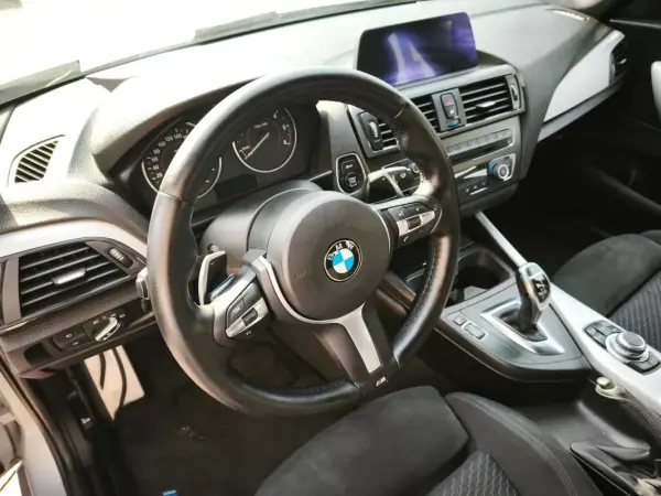 BMW 120 2014 - 17900 EUR, 180000 km - AUTO.MOTO.pt - 180000km - foto 18 de 34