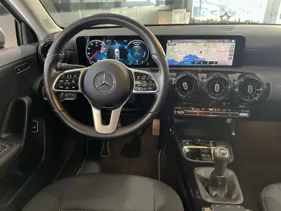 Mercedes-Benz A 180 Limousine 2020 - 23600 EUR, 81132 km - AUTO.MOTO.pt - 81132km - foto 9 de 23