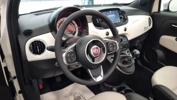 Fiat 500C 2022 - 14000 EUR, 30638 km - AUTO.MOTO.pt - 30638km - foto 20 de 34