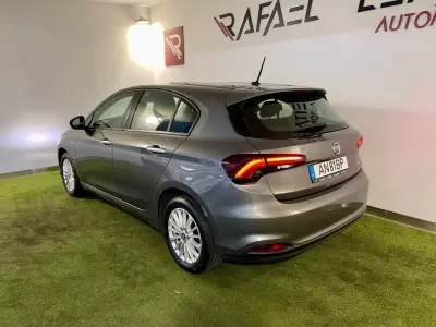 Fiat Tipo 2021 - 11700 EUR, 137000 km - AUTO.MOTO.pt - 137000km - foto 8 de 32
