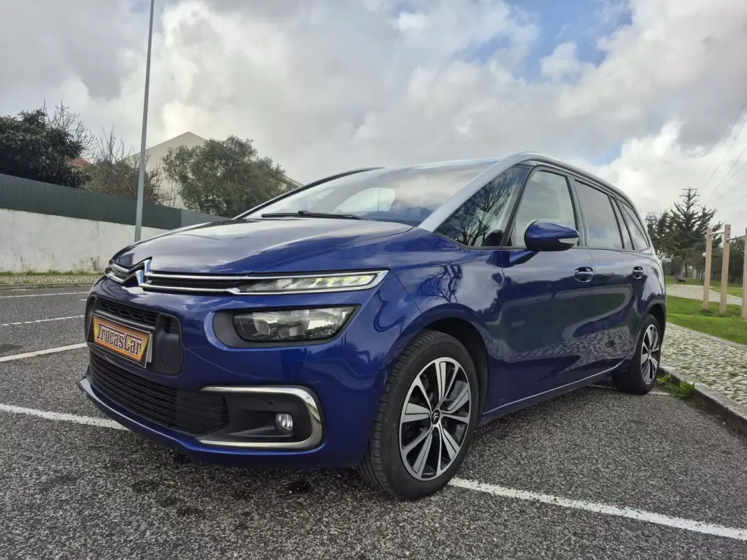 Citroën C4 Grand Picasso 2018 - 11250 EUR, 210602 km - AUTO.MOTO.pt - 210602km - foto 6 de 13