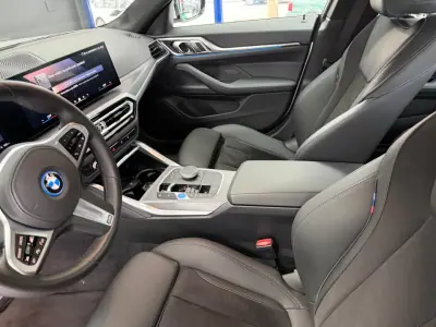BMW i4 2024 - 43000 EUR, 42572 km - AUTO.MOTO.pt - 42572km - foto 17 de 39
