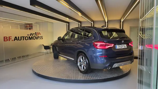BMW X3 2018 - 26900 EUR, 209342 km - AUTO.MOTO.pt - 209342km - foto 3 de 65