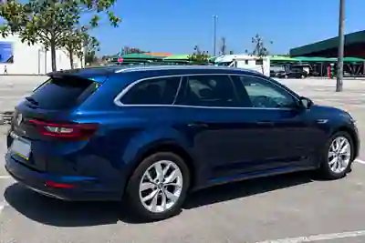 Renault Talisman Sport Tourer 2018 - 10800 EUR, 188000 km - 188000km - foto 3 de 11