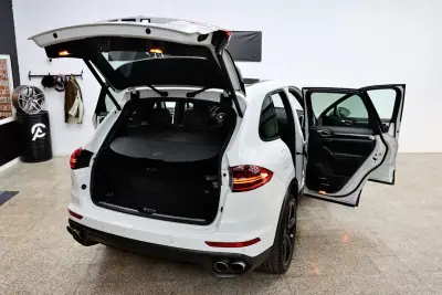 Porsche Cayenne 2015 - 41900 EUR, 140000 km - 140000km - foto 32 de 32