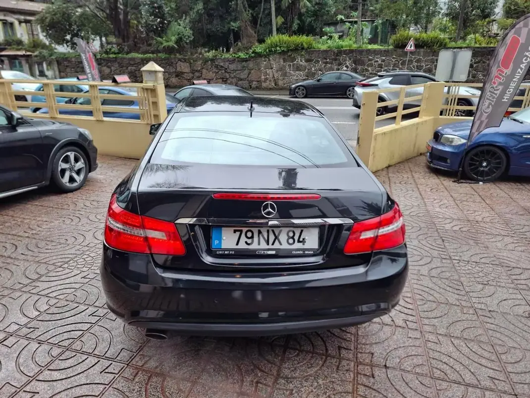 Mercedes-Benz E 250 2009 - 16500 EUR, 134447 km - AUTO.MOTO.pt - 134447km - foto 9 de 29