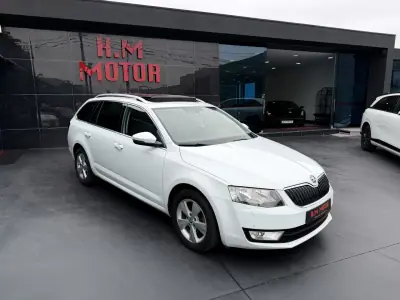 Skoda Octavia Break 2015 - 10500 EUR, 156000 km - AUTO.MOTO.pt - 156000km - foto 2 de 14