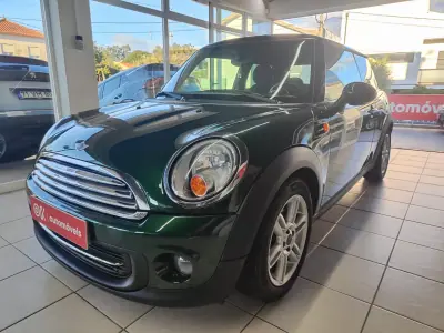 MINI Cooper 2012 — foto 5 de 33