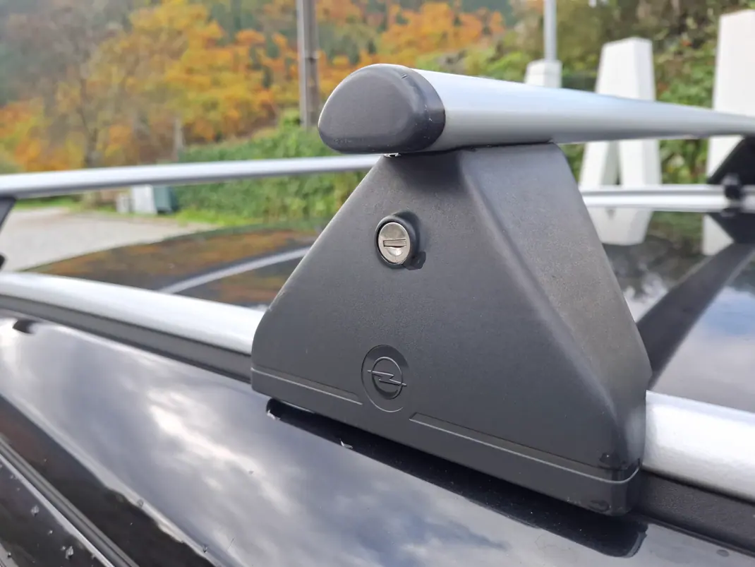 Opel Astra 2005 - 4500 EUR, 310000 km - AUTO.MOTO.pt - 310000km - foto 7 de 14