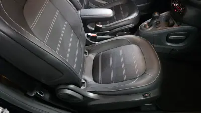 Smart ForTwo Coupé 2018 - 14990 EUR, 72000 km - AUTO.MOTO.pt - 72000km - foto 24 de 37