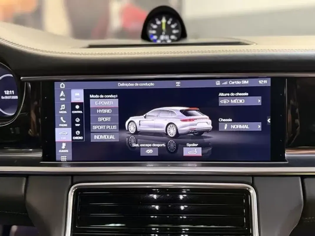 Porsche Panamera 2020 - 76990 EUR, 142770 km - 142770km - foto 10 de 25