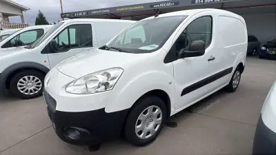 Peugeot Partner 2014 - 7300 EUR, 180000 km - 180000km - foto 3 de 8