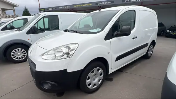 Peugeot Partner 2014 - 7300 EUR, 180000 km - 180000km - foto 3 de 8