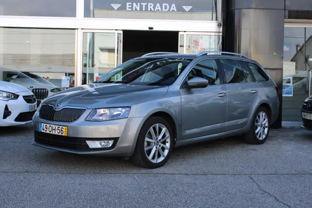 Skoda Octavia Break 2014 - 7900 EUR, 121413 km - AUTO.MOTO.pt - 121413km - foto 3 de 25