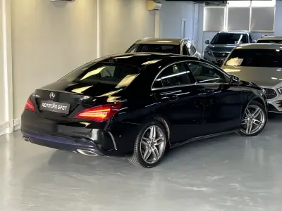 Mercedes-Benz CLA 180 2018 - 19990 EUR, 135000 km - AUTO.MOTO.pt - 135000km - foto 17 de 39