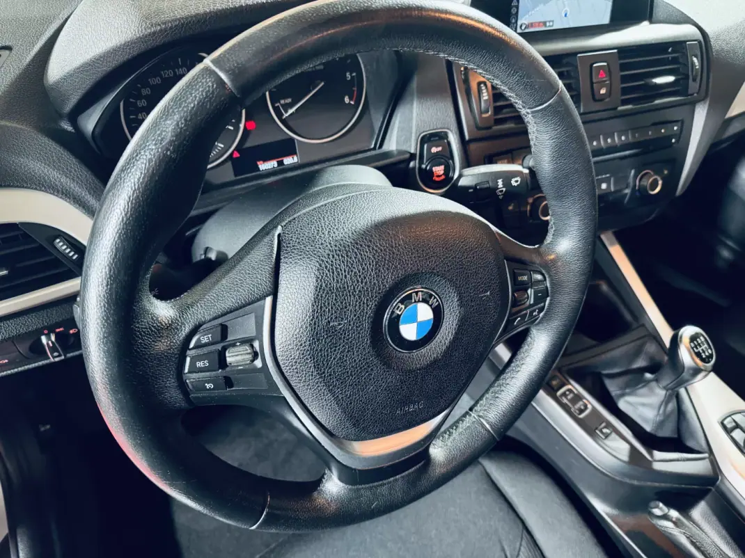 BMW 114 2014 - 12990 EUR, 160273 km - AUTO.MOTO.pt - 160273km - foto 18 de 29