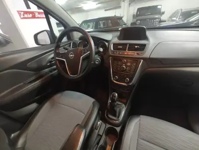 Opel Mokka 2016 - 11900 EUR, 114000 km - AUTO.MOTO.pt - 114000km - foto 5 de 16