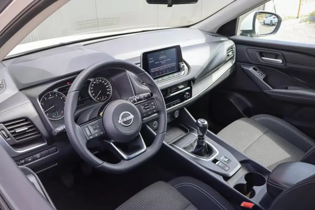 Nissan Qashqai 2023 - 20990 EUR, 56190 km - 56190km - foto 9 de 31