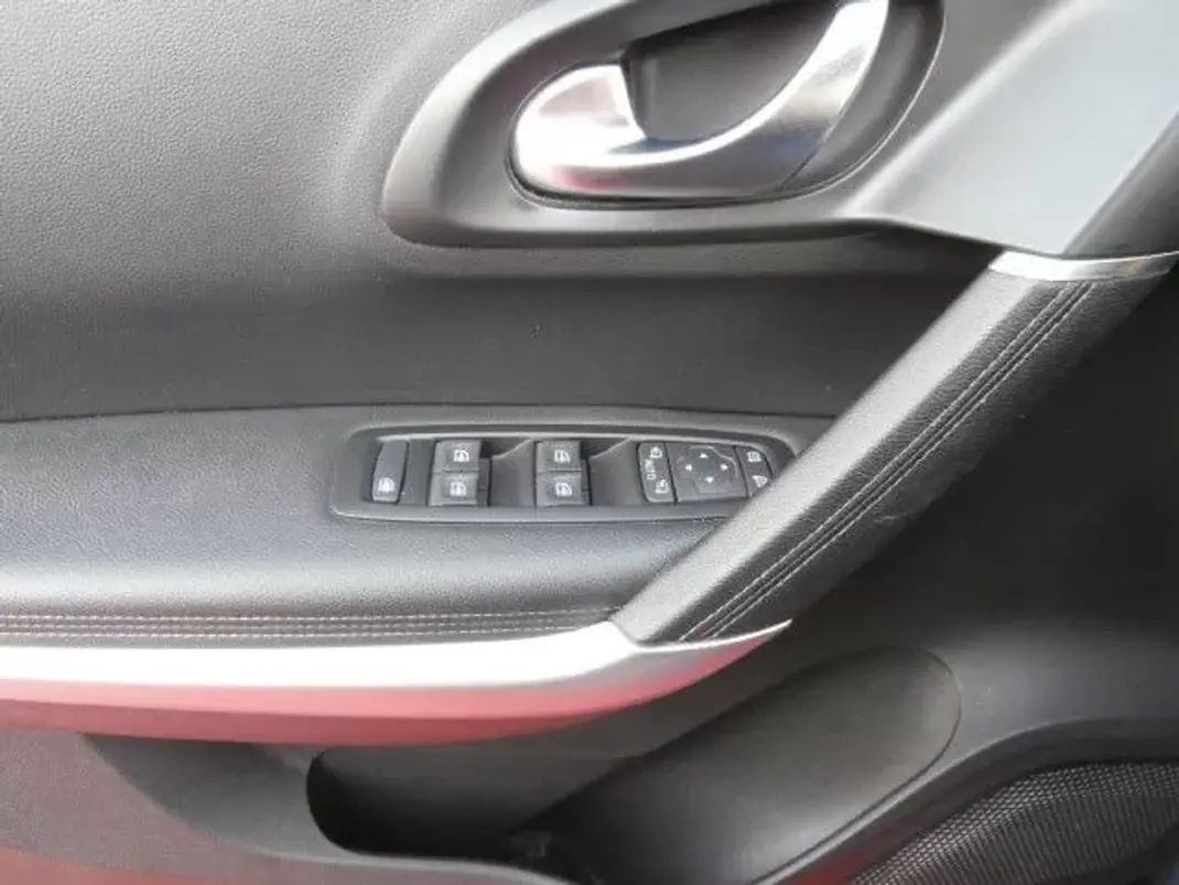 Renault Kadjar 2019 - 17900 EUR, 110677 km - AUTO.MOTO.pt - 110677km - foto 25 de 36