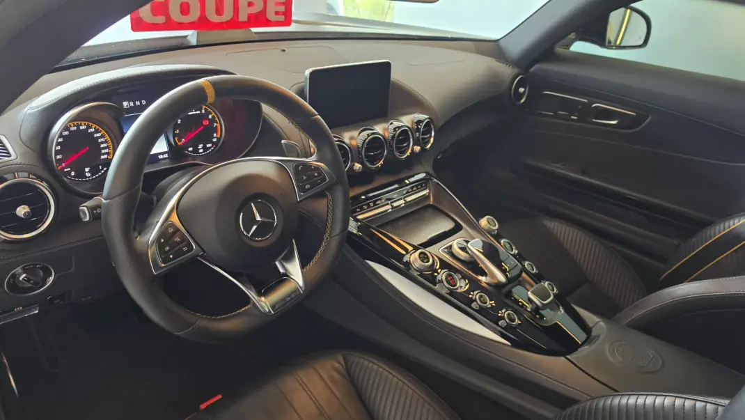 Mercedes-Benz AMG GT 2016 - 119500 EUR, 59841 km - 59841km - foto 45 de 63