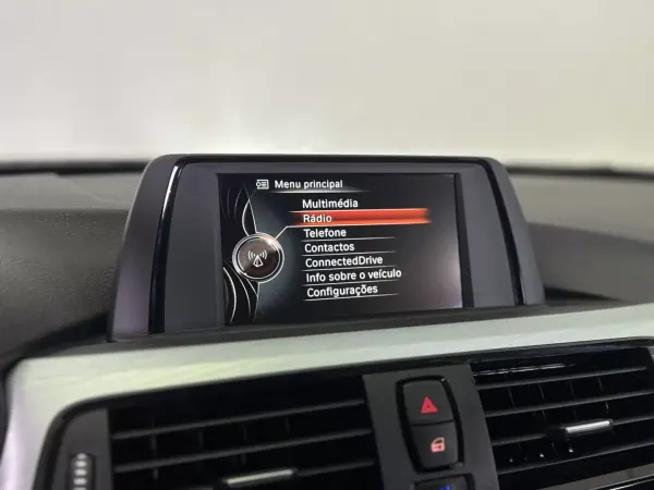 BMW 418 2016 - 21990 EUR, 72739 km - AUTO.MOTO.pt - 72739km - foto 26 de 45